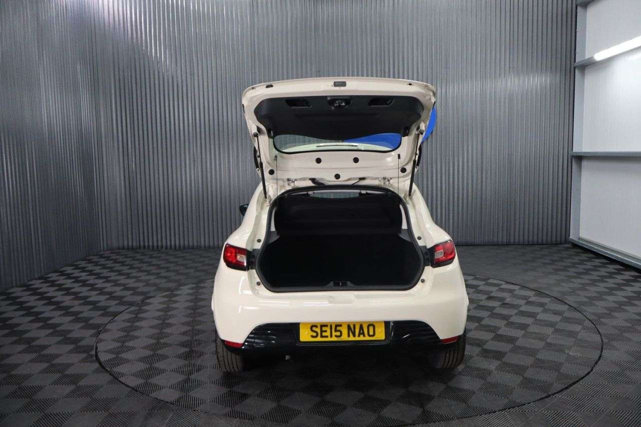 2015 RENAULT CLIO 2015 RENAULT CLIO