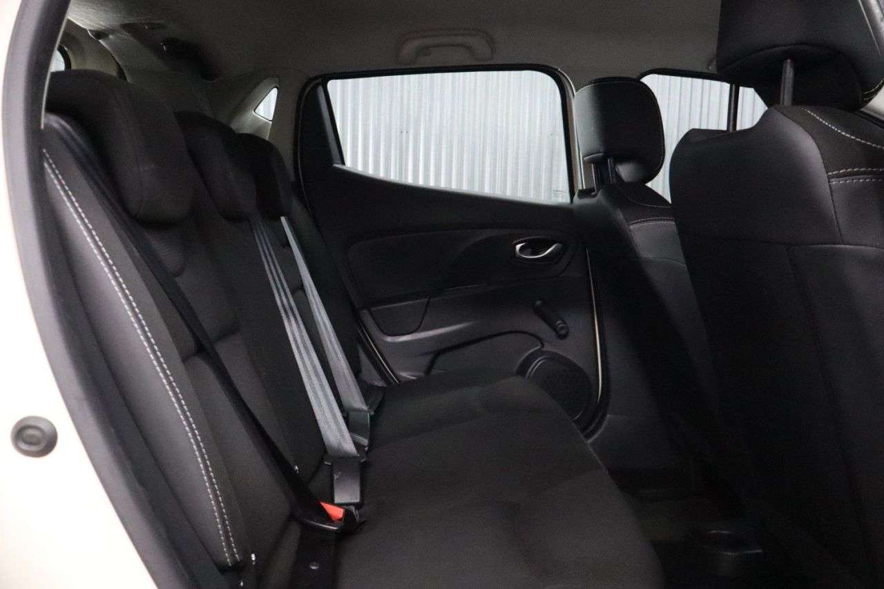 2015 RENAULT CLIO 2015 RENAULT CLIO