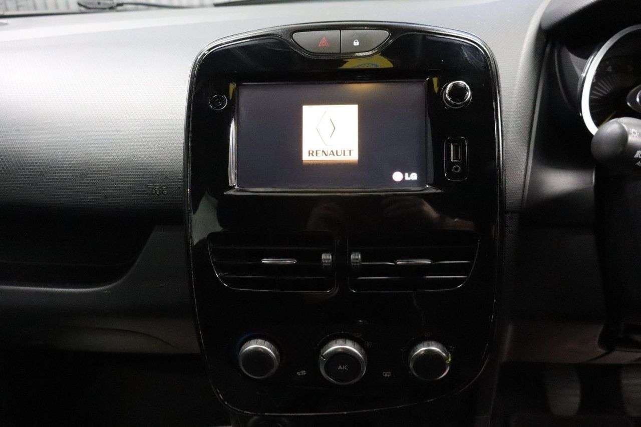 2015 RENAULT CLIO 2015 RENAULT CLIO