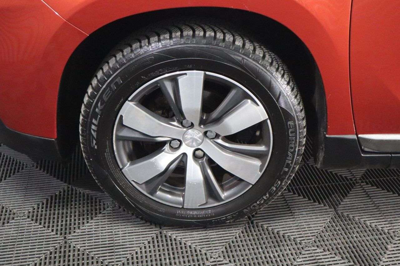 2015 PEUGEOT 2008 2015 PEUGEOT 2008