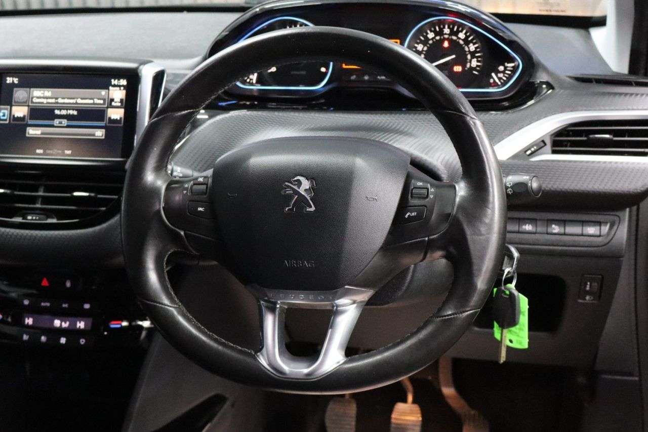 2015 PEUGEOT 2008 2015 PEUGEOT 2008