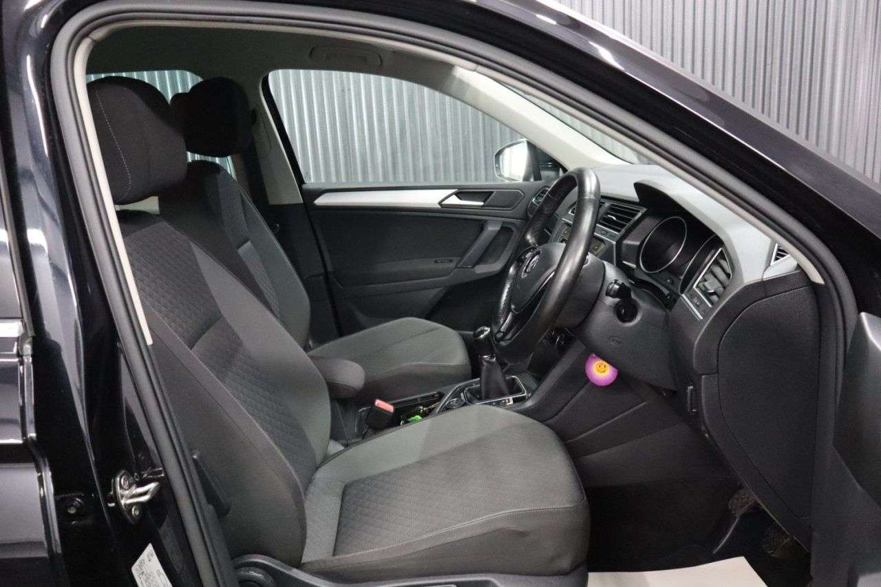 2019 VOLKSWAGEN TIGUAN 2019 VOLKSWAGEN TIGUAN