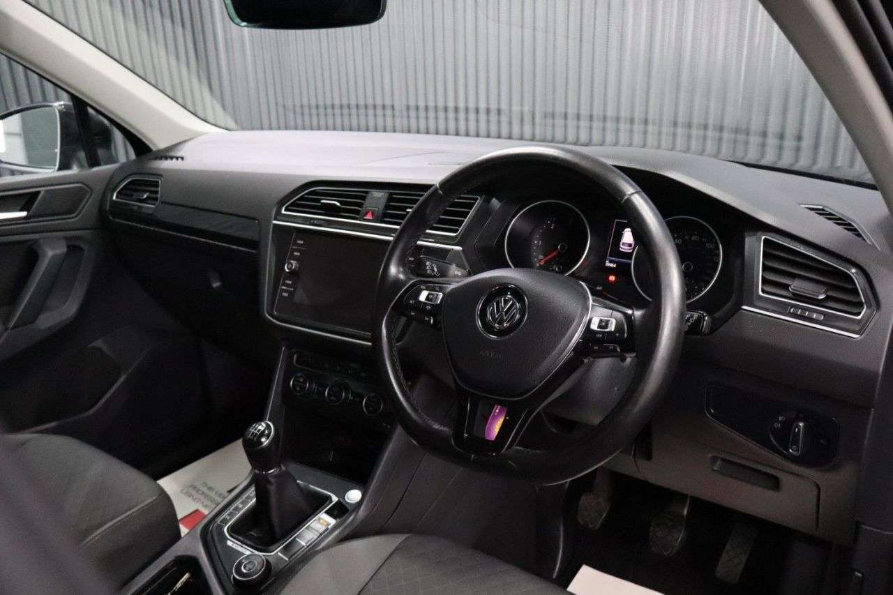 2019 VOLKSWAGEN TIGUAN 2019 VOLKSWAGEN TIGUAN