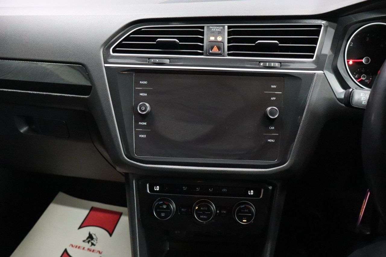 2019 VOLKSWAGEN TIGUAN 2019 VOLKSWAGEN TIGUAN