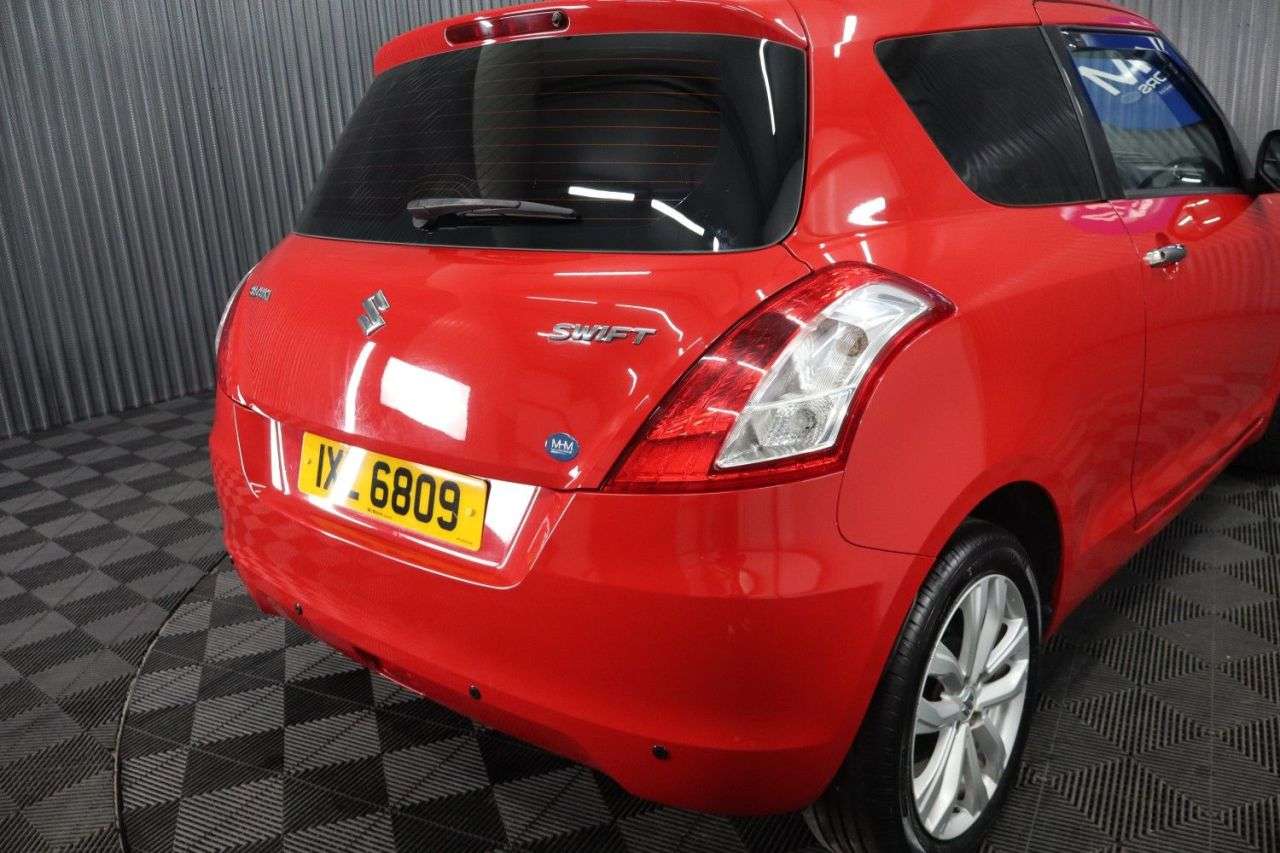 2016 SUZUKI SWIFT 2016 SUZUKI SWIFT