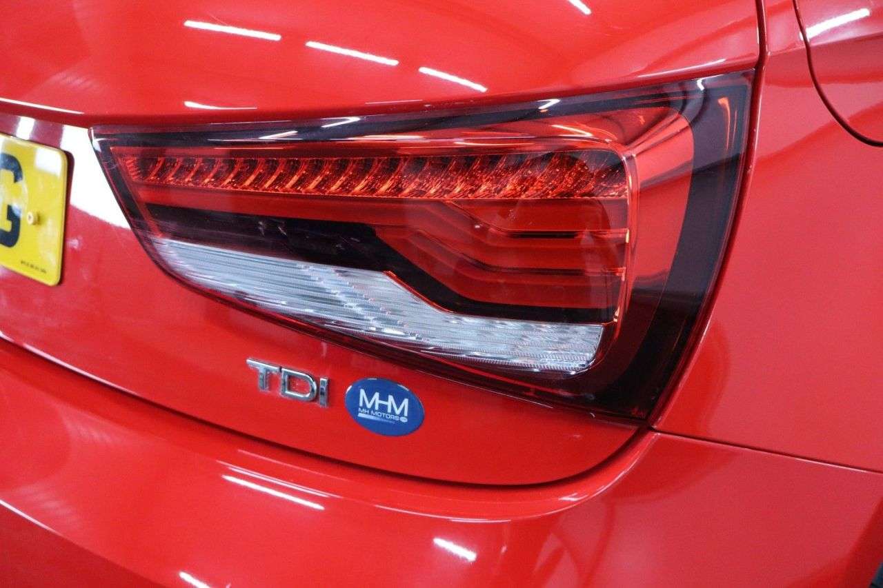 2016 AUDI A1 2016 AUDI A1