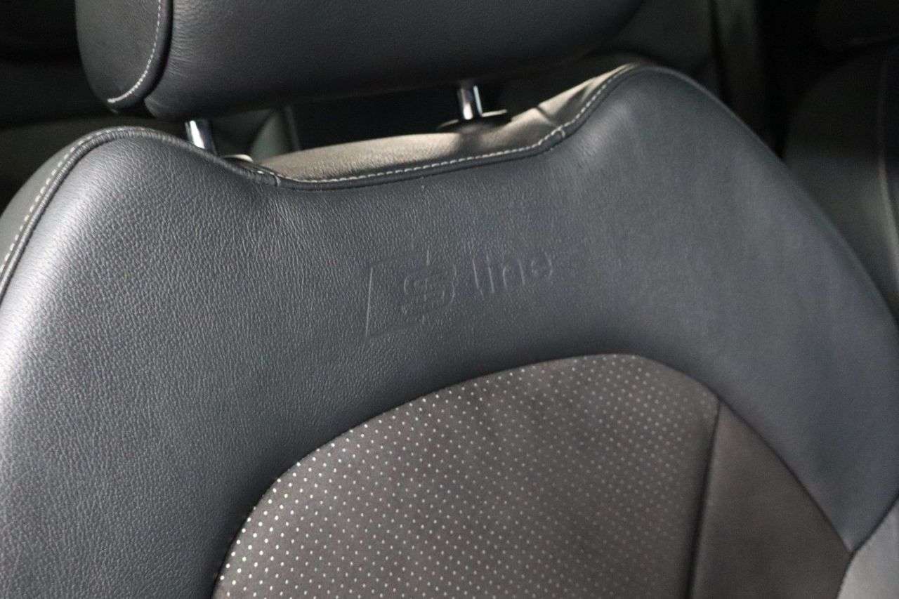 2016 AUDI A1 2016 AUDI A1