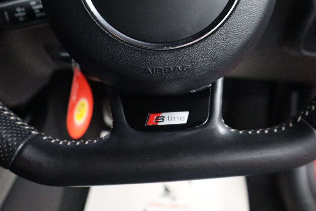 2016 AUDI A1 2016 AUDI A1
