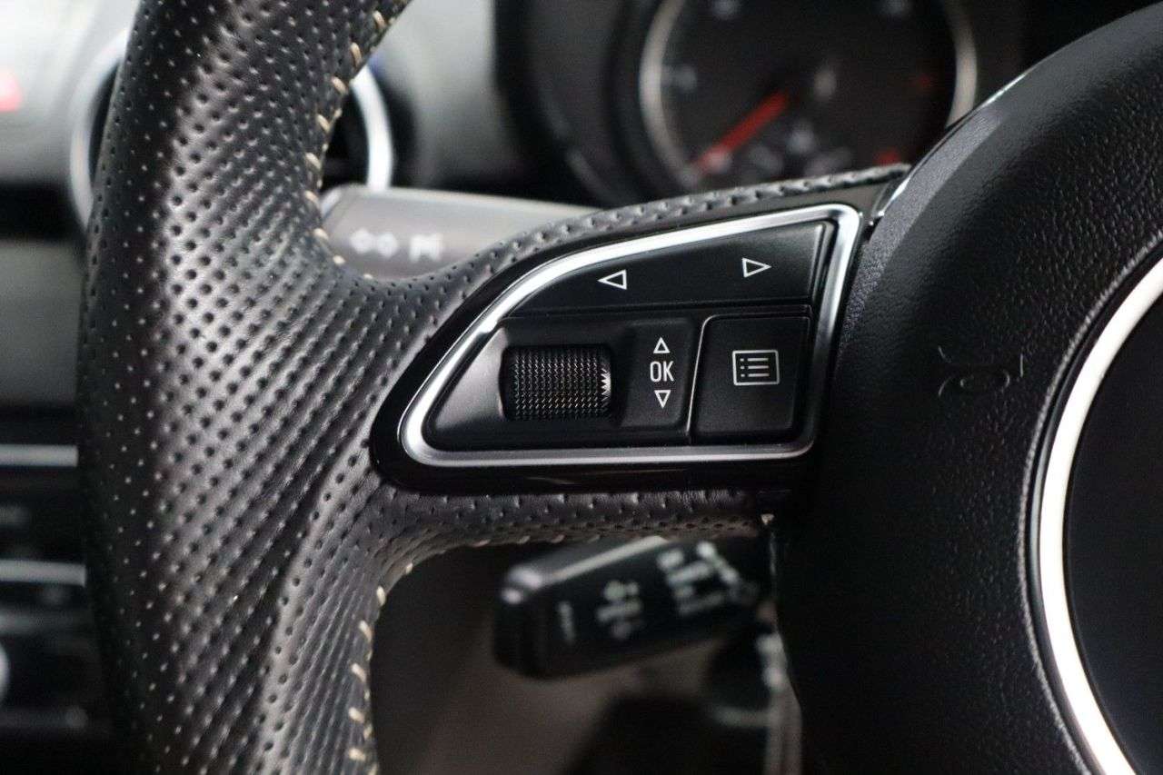 2016 AUDI A1 2016 AUDI A1