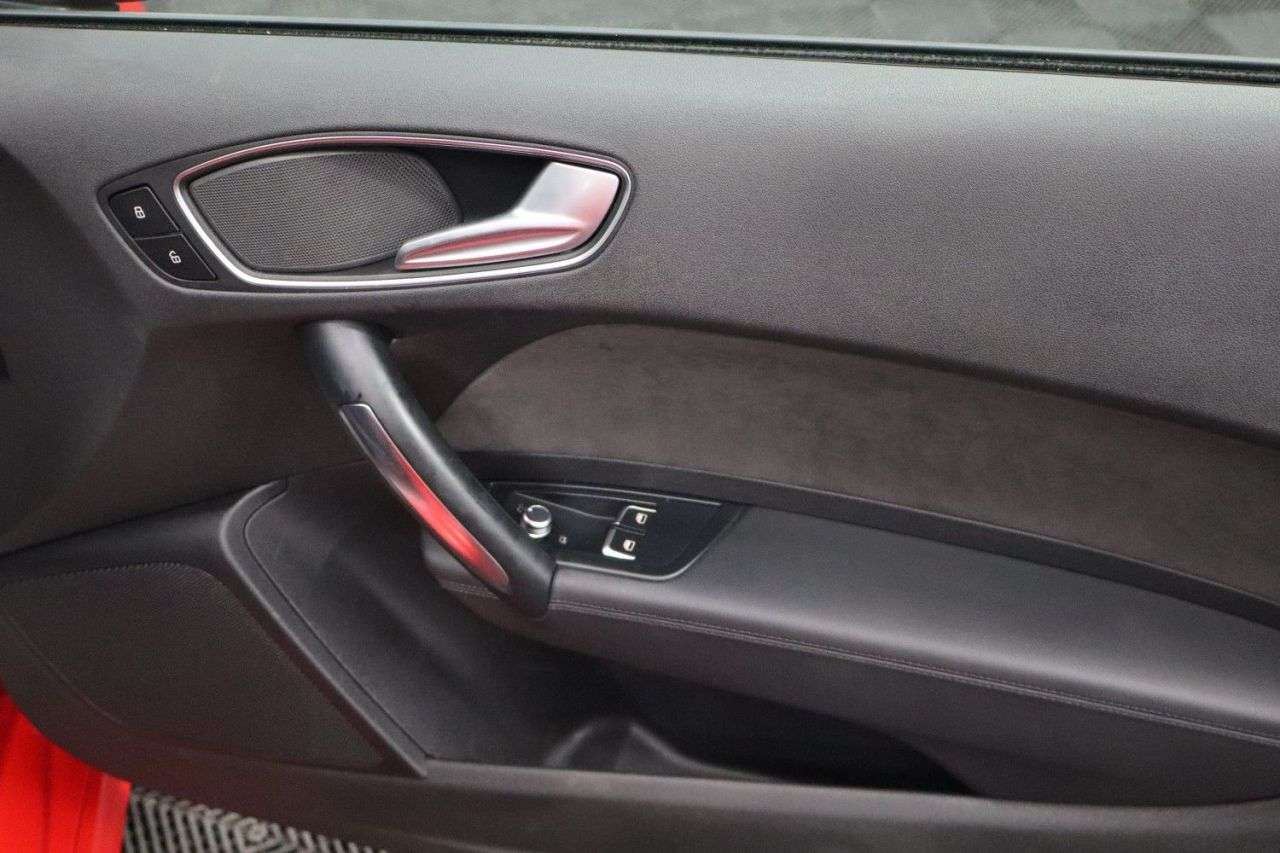 2016 AUDI A1 2016 AUDI A1
