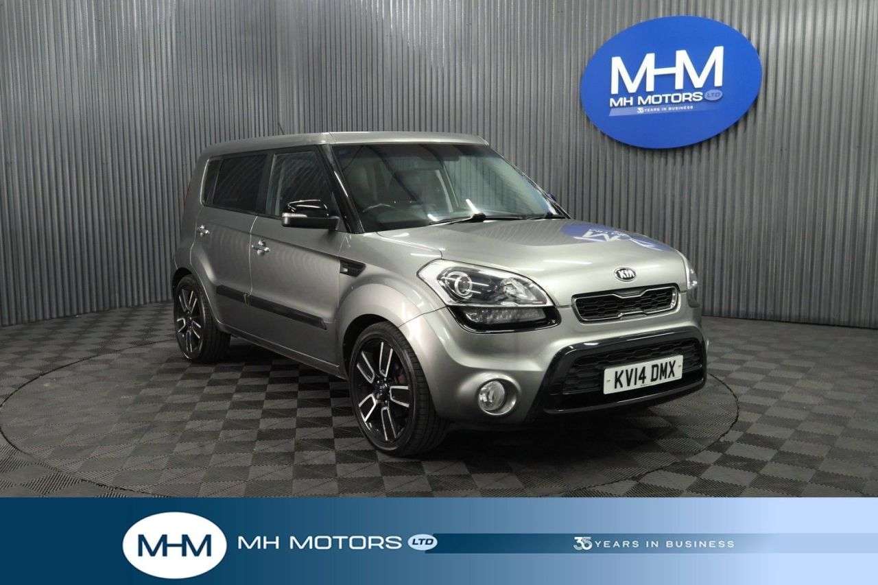 A 2014 KIA SOUL 1.6 CRDi Quantum SUV 5dr Diesel Auto Euro 5 (126 bhp) LONG MOT / GOOD SERVI A 2014 KIA SOUL 1.6 CRDi Quantum SUV 5dr Diesel Auto Euro 5 (126 bhp) LONG MOT / GOOD SERVI