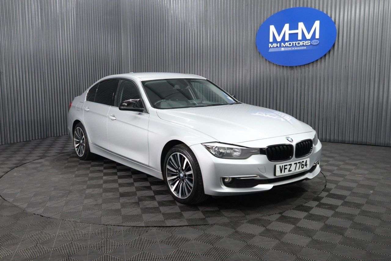 A 2015 BMW 3 SERIES 2.0 320d Luxury Saloon 4dr Diesel Auto Euro 5 (s/s) (184 ps) LONG MOT / DUA A 2015 BMW 3 SERIES 2.0 320d Luxury Saloon 4dr Diesel Auto Euro 5 (s/s) (184 ps) LONG MOT / DUA