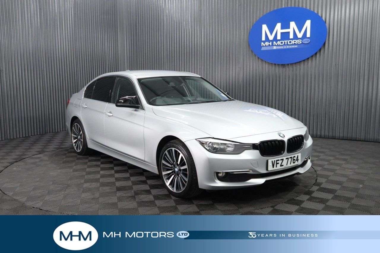 A 2015 BMW 3 SERIES 2.0 320d Luxury Saloon 4dr Diesel Auto Euro 5 (s/s) (184 ps) LONG MOT / DUA A 2015 BMW 3 SERIES 2.0 320d Luxury Saloon 4dr Diesel Auto Euro 5 (s/s) (184 ps) LONG MOT / DUA
