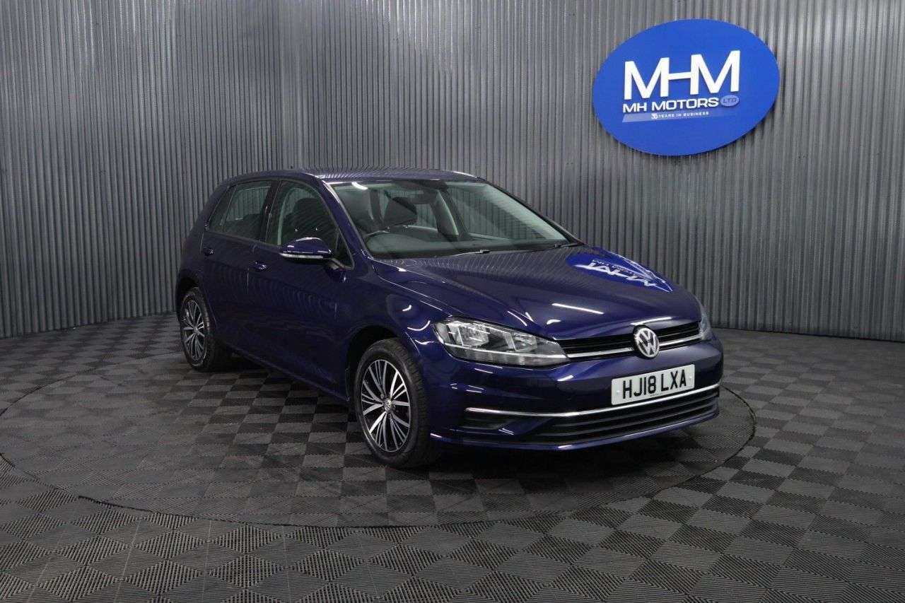 A 2018 VOLKSWAGEN GOLF 1.6 TDI SE Nav Hatchback 5dr Diesel Manual Euro 6 (s/s) (115 ps) LONG MOT / A 2018 VOLKSWAGEN GOLF 1.6 TDI SE Nav Hatchback 5dr Diesel Manual Euro 6 (s/s) (115 ps) LONG MOT /