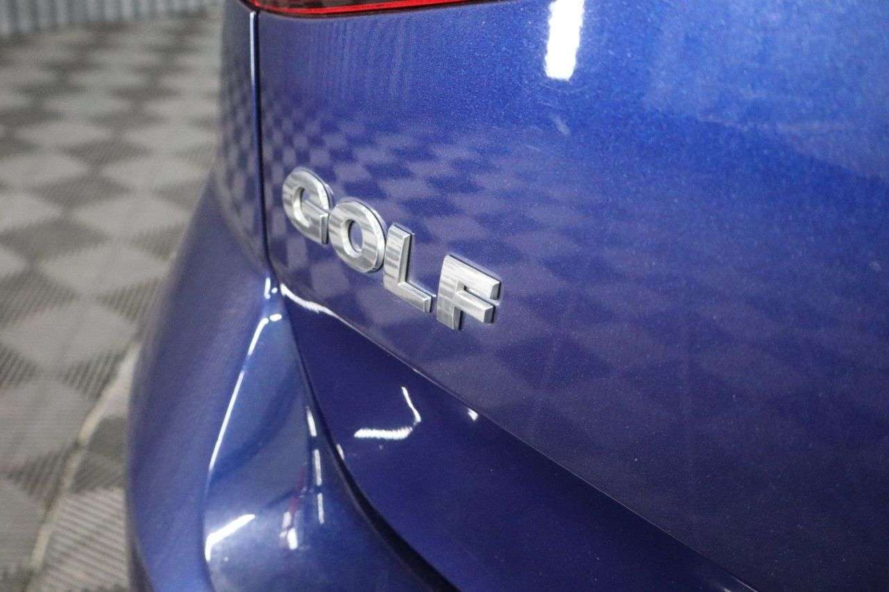 2018 VOLKSWAGEN GOLF 2018 VOLKSWAGEN GOLF