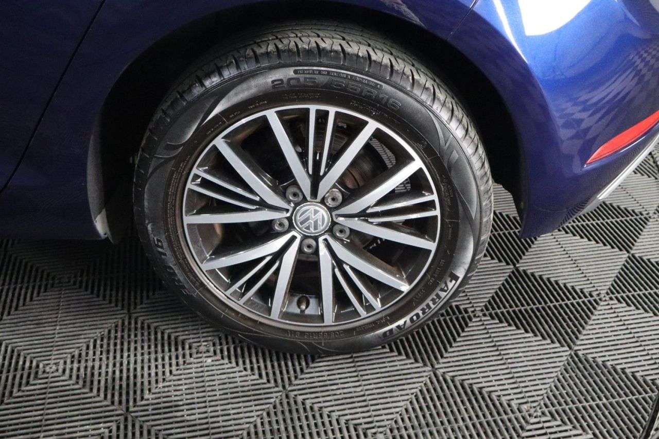 2018 VOLKSWAGEN GOLF 2018 VOLKSWAGEN GOLF