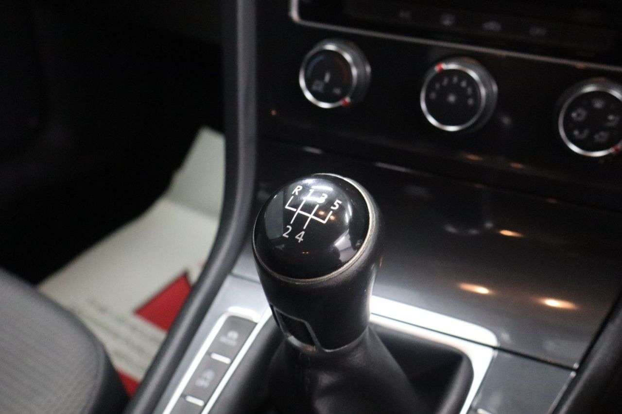 2018 VOLKSWAGEN GOLF 2018 VOLKSWAGEN GOLF