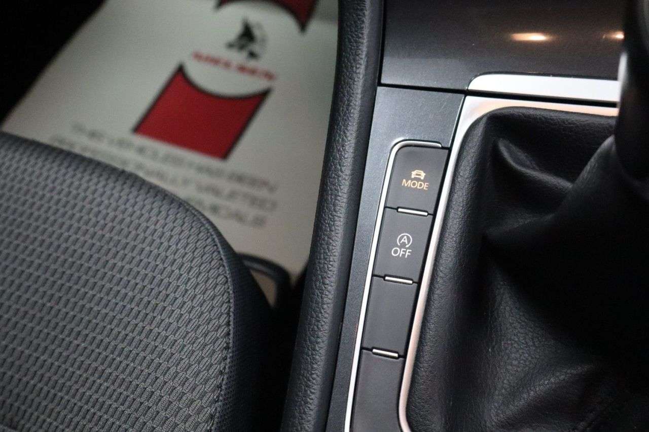 2018 VOLKSWAGEN GOLF 2018 VOLKSWAGEN GOLF
