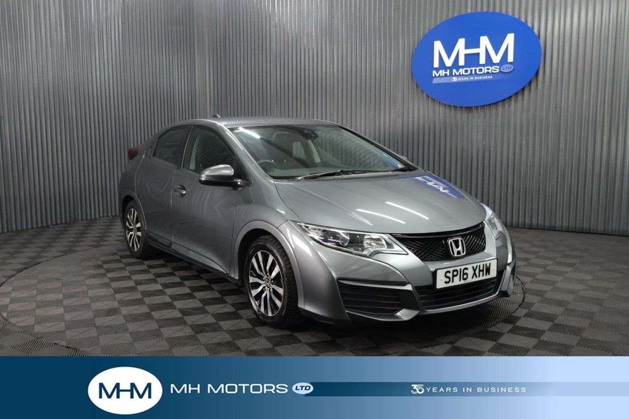 A 2016 HONDA CIVIC 1.4 i-VTEC S Hatchback 5dr Petrol Manual Euro 6 (s/s) (100 ps) LOW INSURANC A 2016 HONDA CIVIC 1.4 i-VTEC S Hatchback 5dr Petrol Manual Euro 6 (s/s) (100 ps) LOW INSURANC
