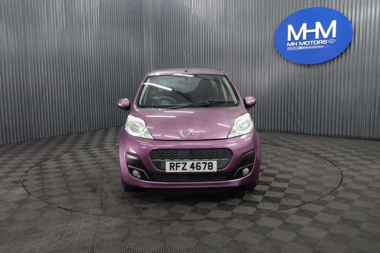 A 2014 PEUGEOT 107 1.0 12V Active Hatchback 5dr Petrol Manual Euro 5 (68 ps) LONG MOT / LOW IN A 2014 PEUGEOT 107 1.0 12V Active Hatchback 5dr Petrol Manual Euro 5 (68 ps) LONG MOT / LOW IN