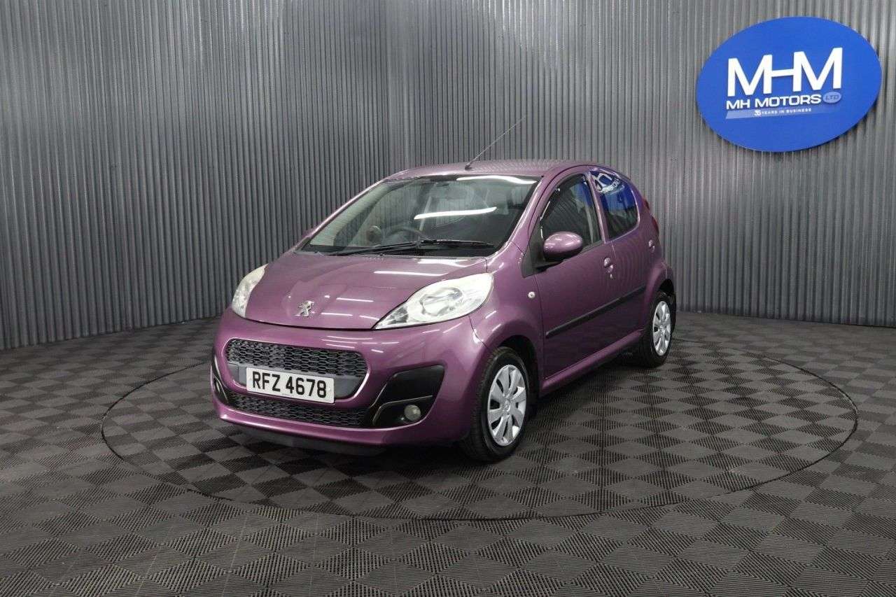 A 2014 PEUGEOT 107 1.0 12V Active Hatchback 5dr Petrol Manual Euro 5 (68 ps) LONG MOT / LOW IN A 2014 PEUGEOT 107 1.0 12V Active Hatchback 5dr Petrol Manual Euro 5 (68 ps) LONG MOT / LOW IN