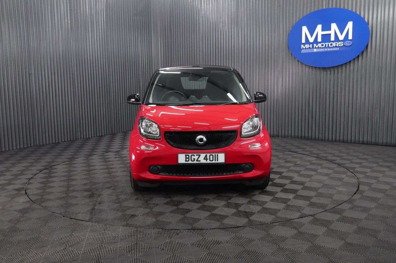 A 2016 SMART FORTWO 1.0 Passion Cabriolet 2dr Petrol Twinamic Euro 6 (s/s) (71 ps) LOW MILEAGE A 2016 SMART FORTWO 1.0 Passion Cabriolet 2dr Petrol Twinamic Euro 6 (s/s) (71 ps) LOW MILEAGE