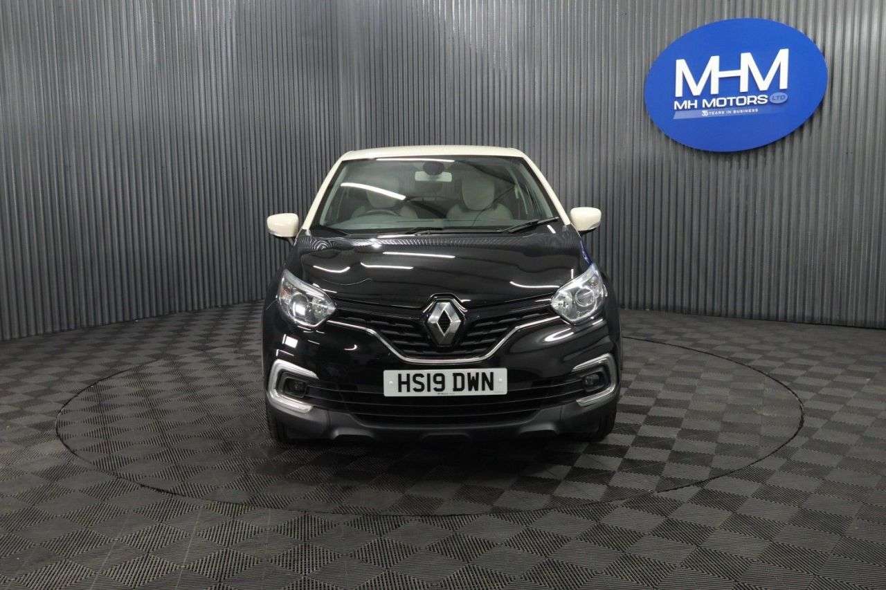 A 2019 RENAULT CAPTUR 1.5 dCi ENERGY Iconic SUV 5dr Diesel Manual Euro 6 (s/s) (90 ps) LONG MOT / A 2019 RENAULT CAPTUR 1.5 dCi ENERGY Iconic SUV 5dr Diesel Manual Euro 6 (s/s) (90 ps) LONG MOT /