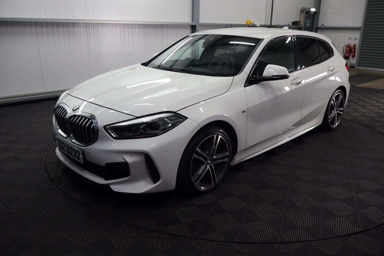 2021 BMW 1 SERIES 2021 BMW 1 SERIES