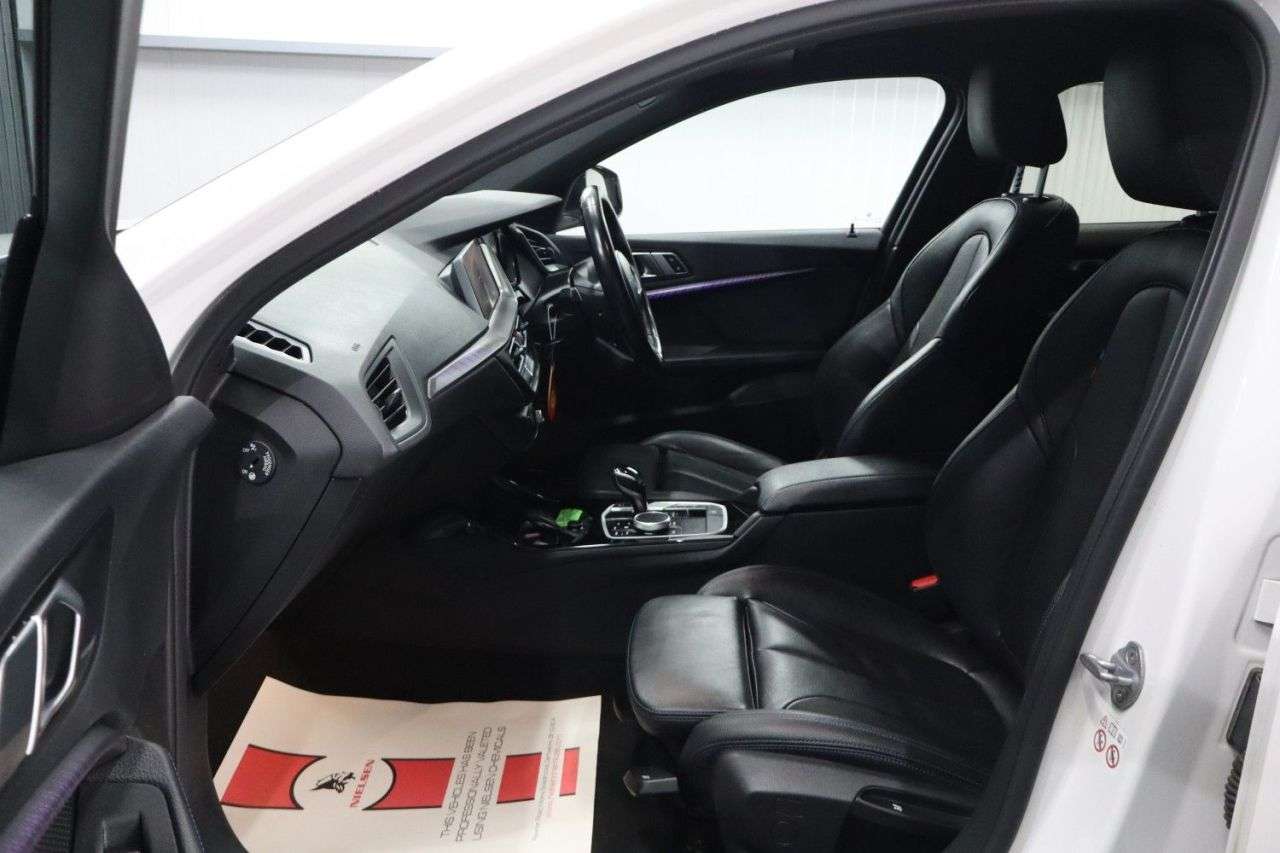 2021 BMW 1 SERIES 2021 BMW 1 SERIES