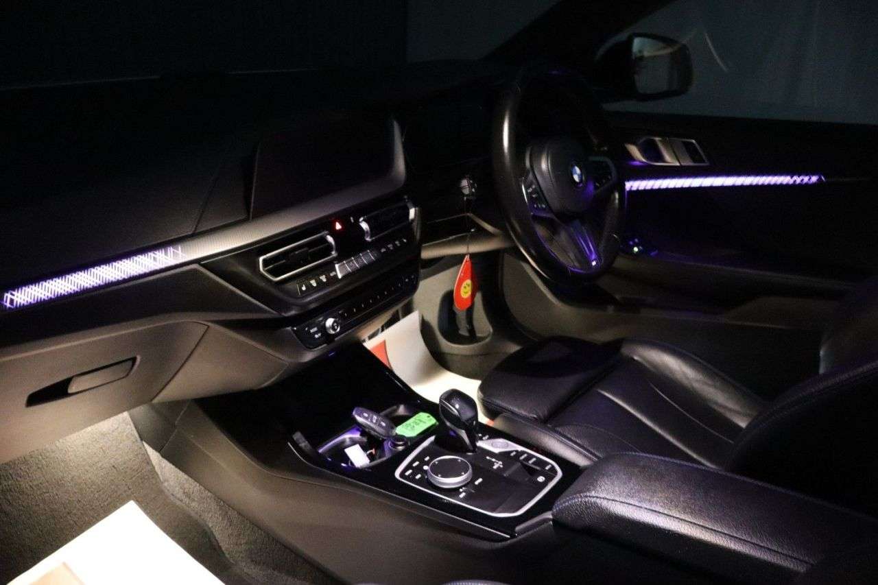 2021 BMW 1 SERIES 2021 BMW 1 SERIES