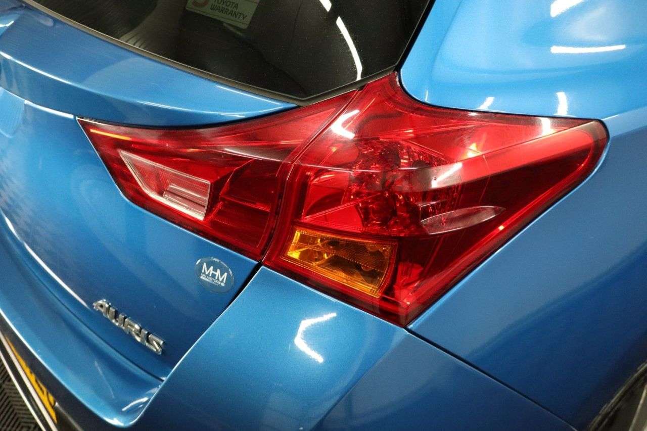 2015 TOYOTA AURIS 2015 TOYOTA AURIS