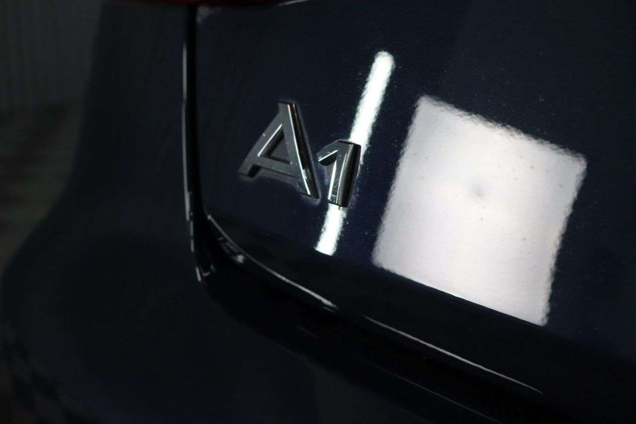 2021 AUDI A1 2021 AUDI A1