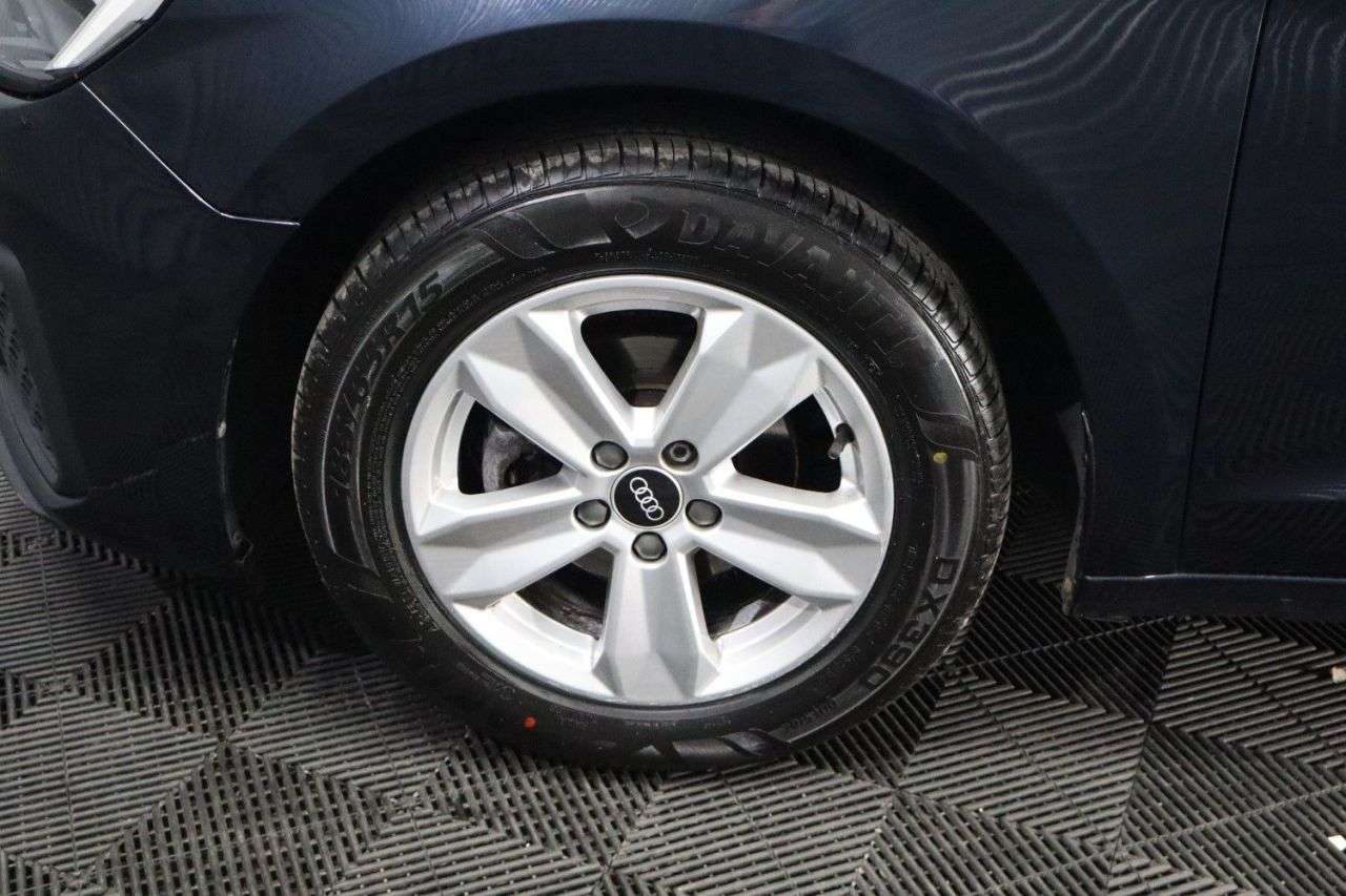 2021 AUDI A1 2021 AUDI A1