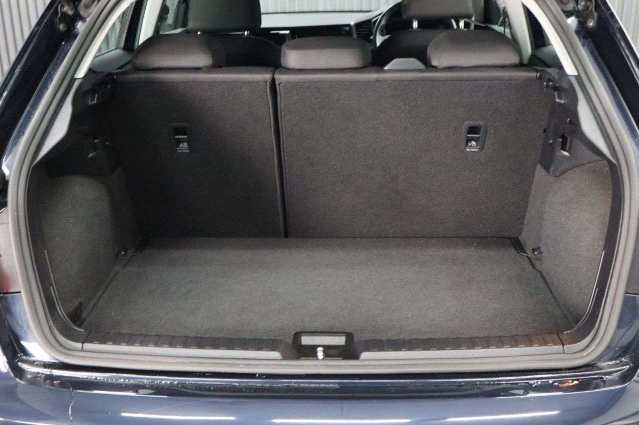 2021 AUDI A1 2021 AUDI A1