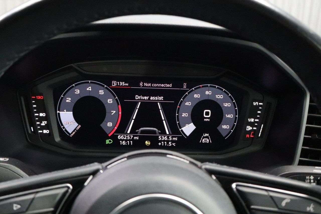 2021 AUDI A1 2021 AUDI A1