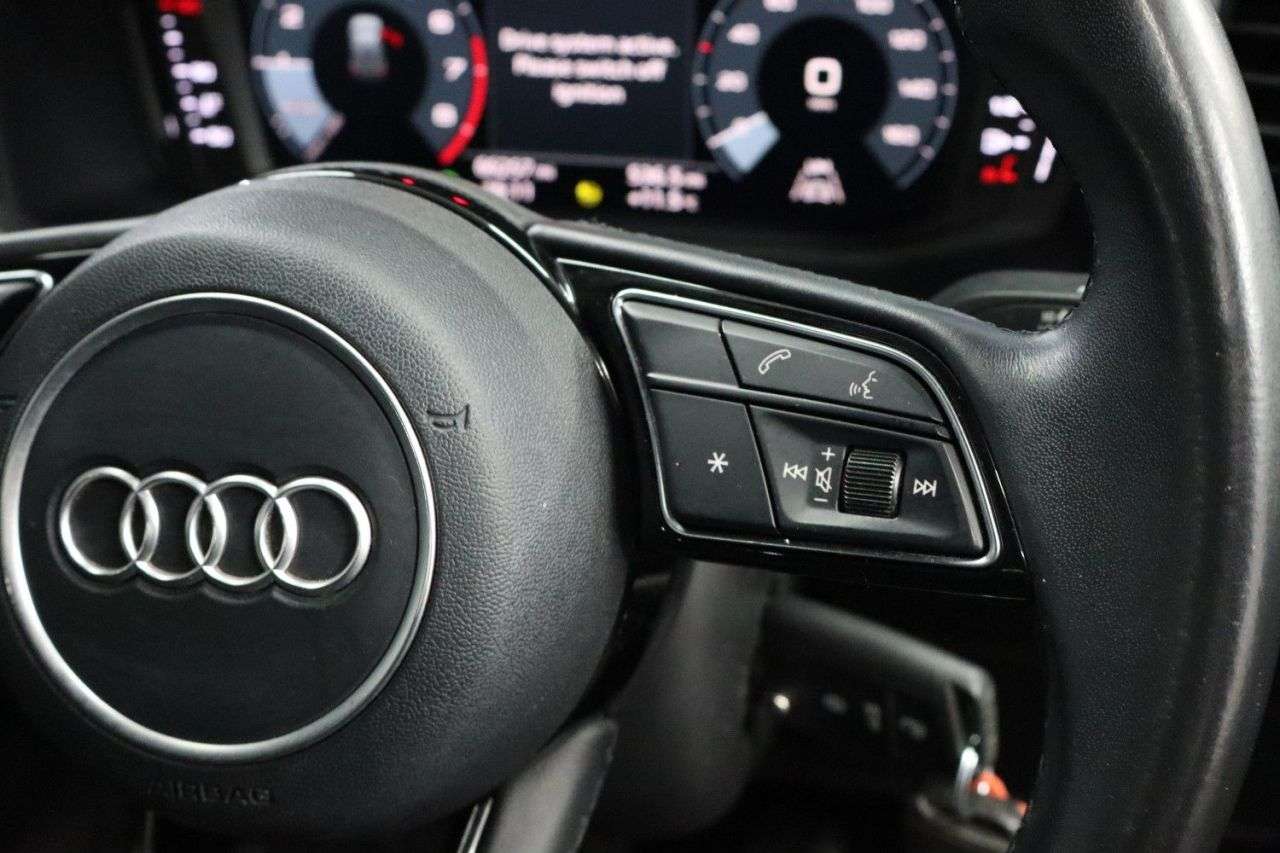 2021 AUDI A1 2021 AUDI A1