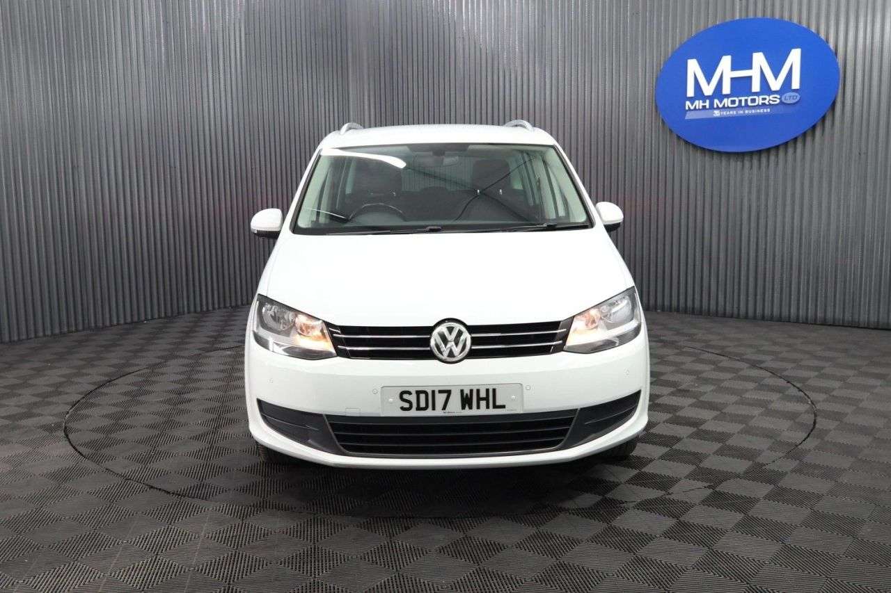 A 2017 VOLKSWAGEN SHARAN 2.0 TDI BlueMotion Tech SE Nav MPV 5dr Diesel Manual Euro 6 (s/s) (150 ps) A 2017 VOLKSWAGEN SHARAN 2.0 TDI BlueMotion Tech SE Nav MPV 5dr Diesel Manual Euro 6 (s/s) (150 ps)