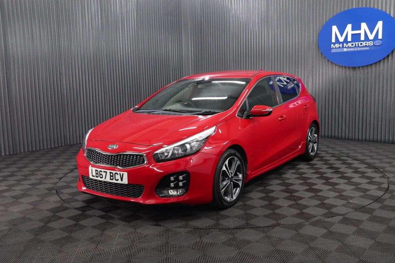 A 2018 KIA CEED 1.6 CRDi GT-Line Hatchback 5dr Diesel Manual Euro 6 (s/s) (134 bhp) LOWER I A 2018 KIA CEED 1.6 CRDi GT-Line Hatchback 5dr Diesel Manual Euro 6 (s/s) (134 bhp) LOWER I