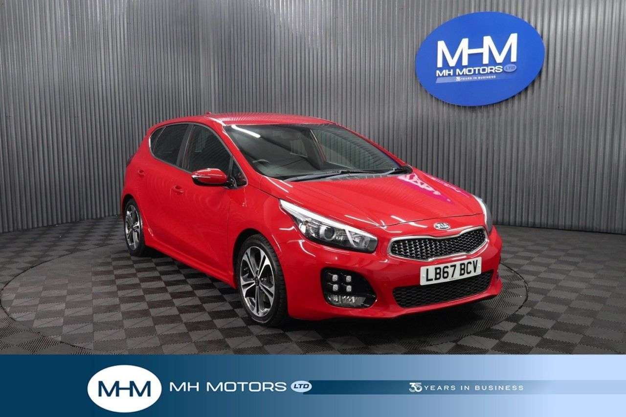 A 2018 KIA CEED 1.6 CRDi GT-Line Hatchback 5dr Diesel Manual Euro 6 (s/s) (134 bhp) LOWER I A 2018 KIA CEED 1.6 CRDi GT-Line Hatchback 5dr Diesel Manual Euro 6 (s/s) (134 bhp) LOWER I