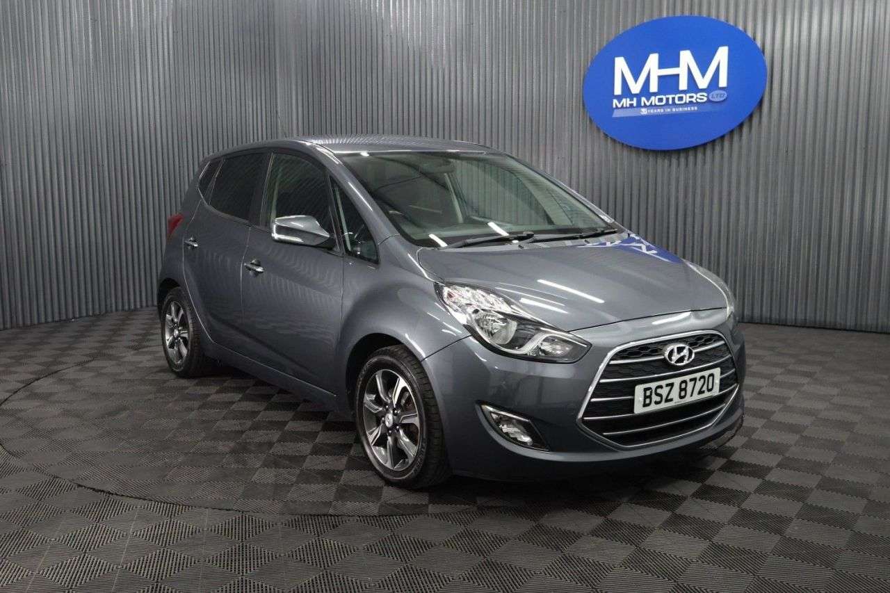 A 2018 HYUNDAI IX20 1.4 Blue Drive SE Hatchback 5dr Petrol Manual Euro 6 (s/s) (90 ps) LOW INSU A 2018 HYUNDAI IX20 1.4 Blue Drive SE Hatchback 5dr Petrol Manual Euro 6 (s/s) (90 ps) LOW INSU