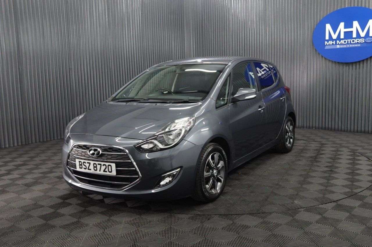 A 2018 HYUNDAI IX20 1.4 Blue Drive SE Hatchback 5dr Petrol Manual Euro 6 (s/s) (90 ps) LOW INSU A 2018 HYUNDAI IX20 1.4 Blue Drive SE Hatchback 5dr Petrol Manual Euro 6 (s/s) (90 ps) LOW INSU
