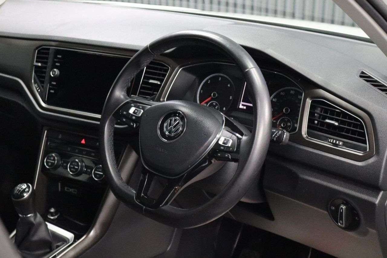 2019 VOLKSWAGEN T-ROC 2019 VOLKSWAGEN T-ROC