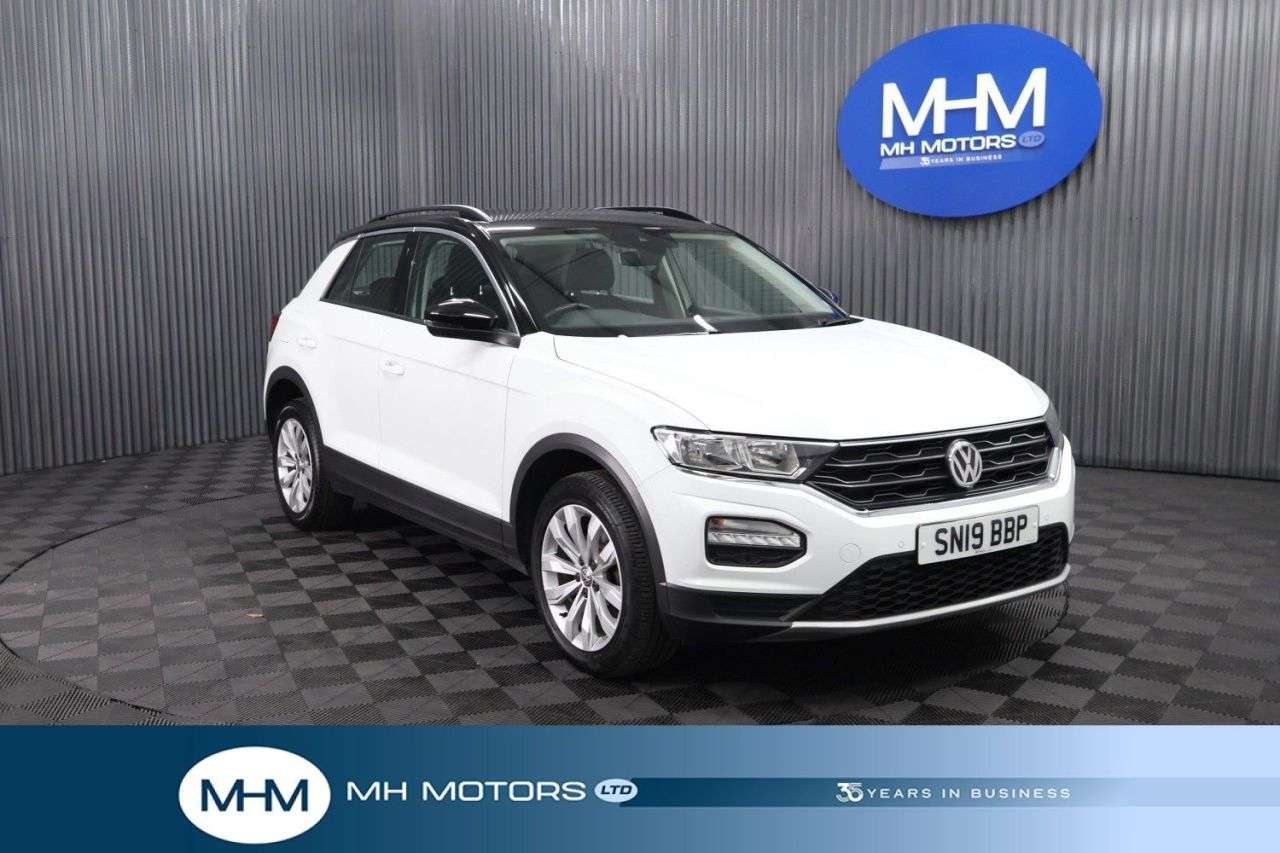 A 2019 VOLKSWAGEN T-ROC 1.6 TDI SE SUV 5dr Diesel Manual Euro 6 (s/s) (115 ps) GOOD MOT / SPACIOUS A 2019 VOLKSWAGEN T-ROC 1.6 TDI SE SUV 5dr Diesel Manual Euro 6 (s/s) (115 ps) GOOD MOT / SPACIOUS