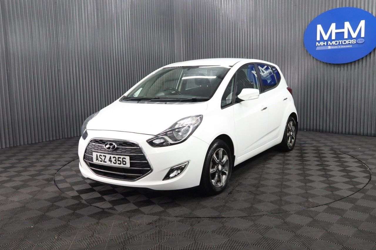 A 2017 HYUNDAI IX20 1.6 SE Hatchback 5dr Petrol Auto Euro 6 (125 ps) LONG MOT / LOW INSURANCE G A 2017 HYUNDAI IX20 1.6 SE Hatchback 5dr Petrol Auto Euro 6 (125 ps) LONG MOT / LOW INSURANCE G