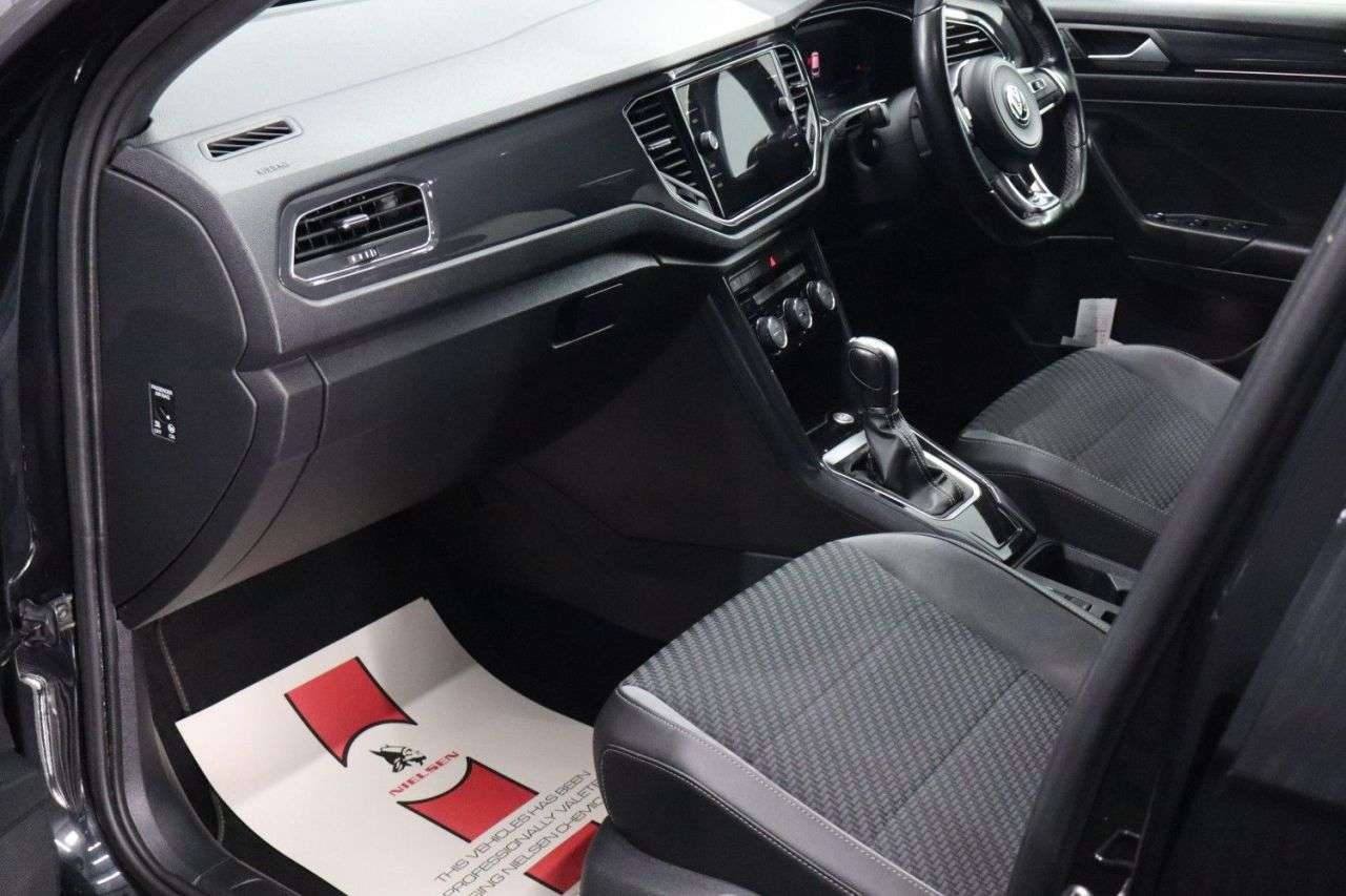 2019 VOLKSWAGEN T-ROC 2019 VOLKSWAGEN T-ROC
