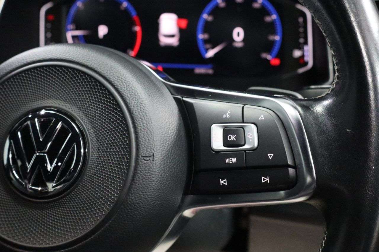 2019 VOLKSWAGEN T-ROC 2019 VOLKSWAGEN T-ROC