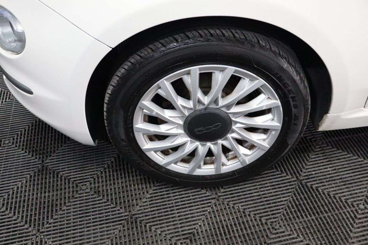 2018 FIAT 500 2018 FIAT 500