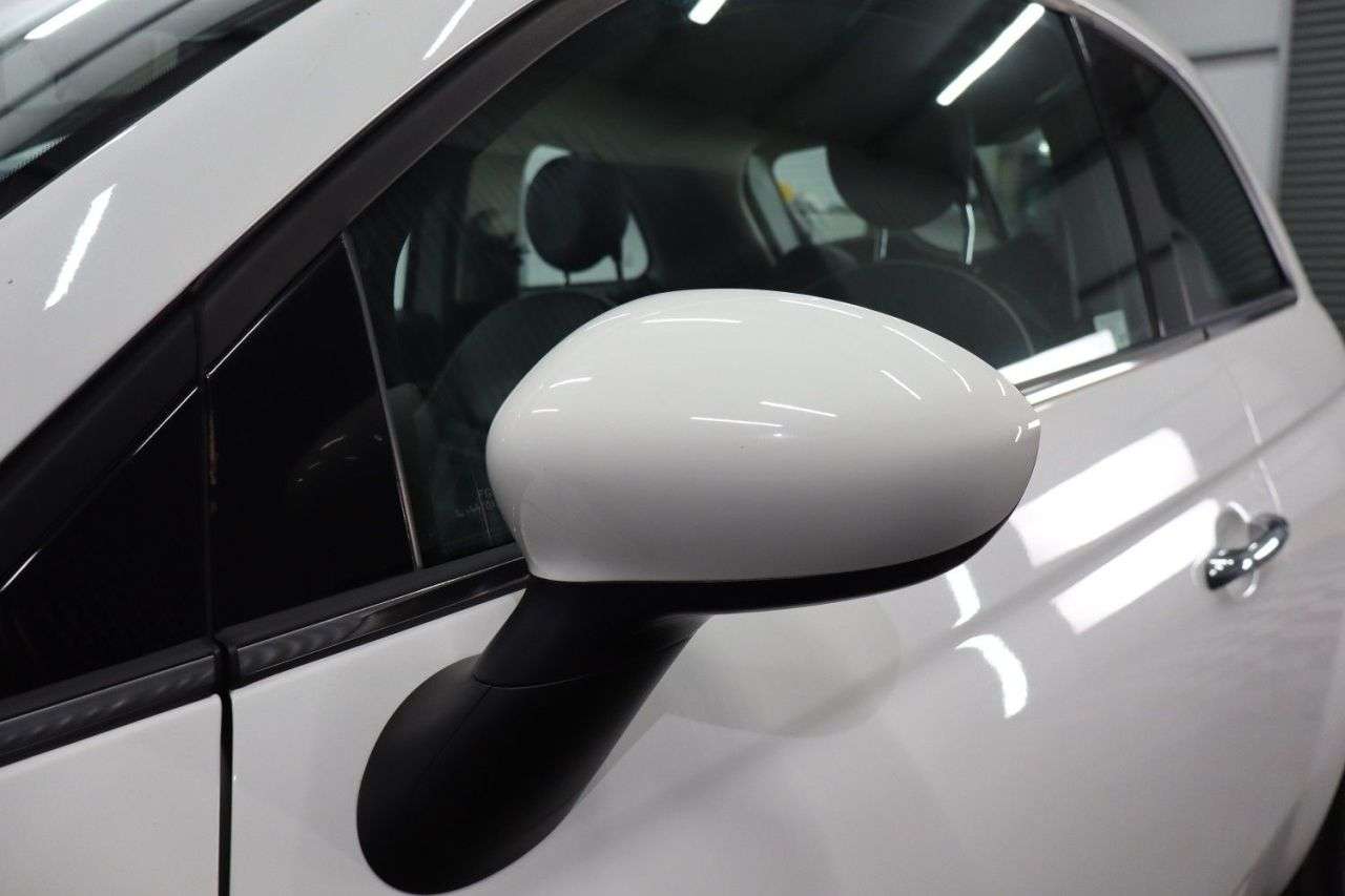 2018 FIAT 500 2018 FIAT 500