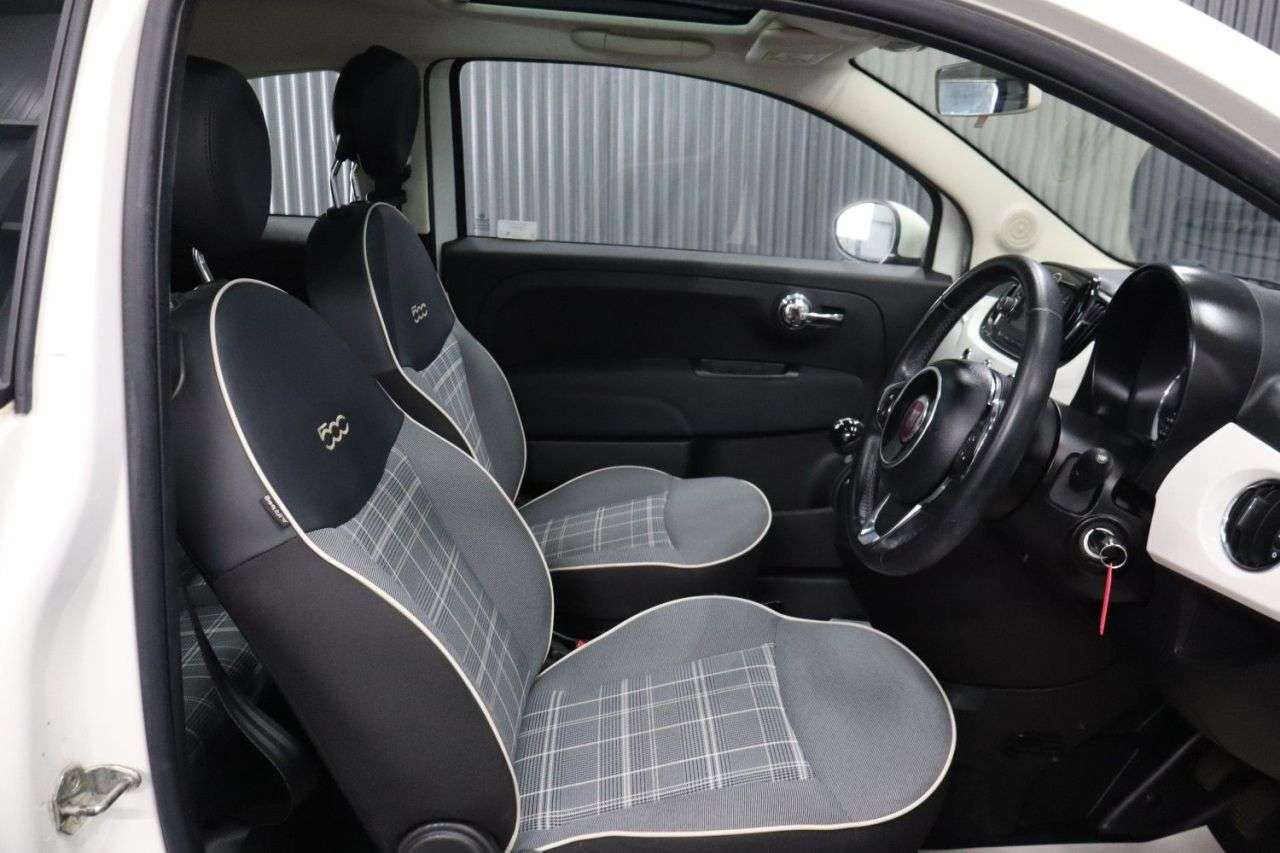 2018 FIAT 500 2018 FIAT 500