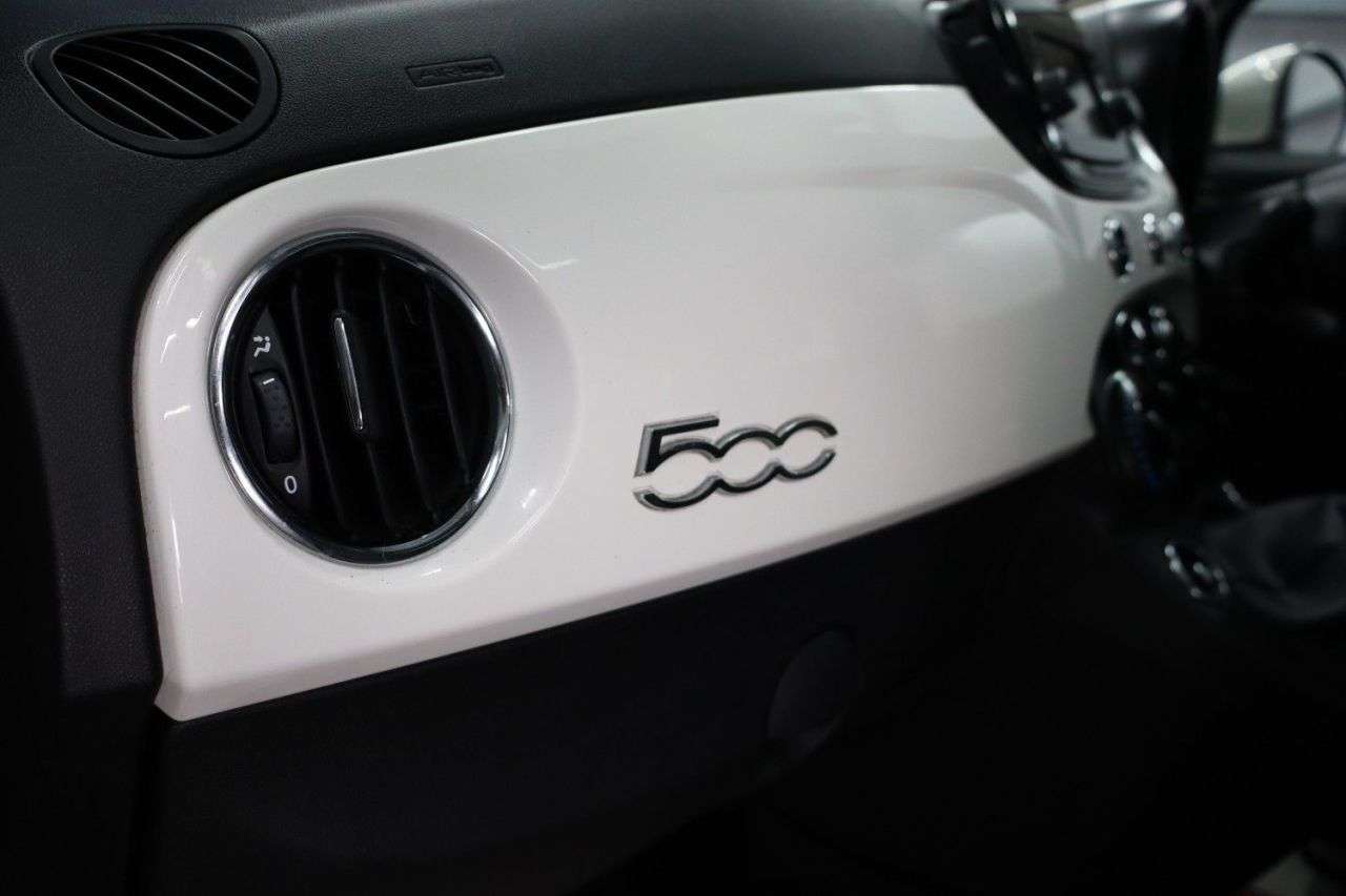 2018 FIAT 500 2018 FIAT 500